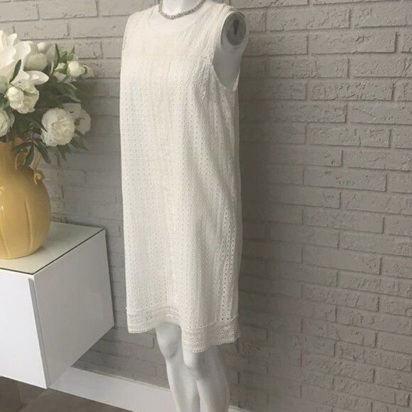 Solitaire Eyelet and Lace Dress Size L - Picture 3 of 12